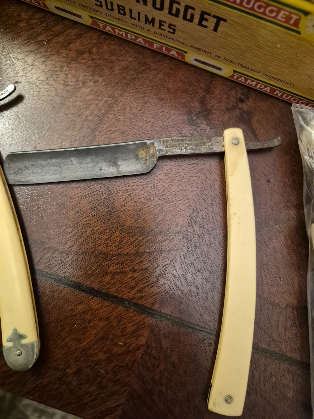 Old Spice White After Shave And Cologne With Ever-ready Brush And Straight Razor